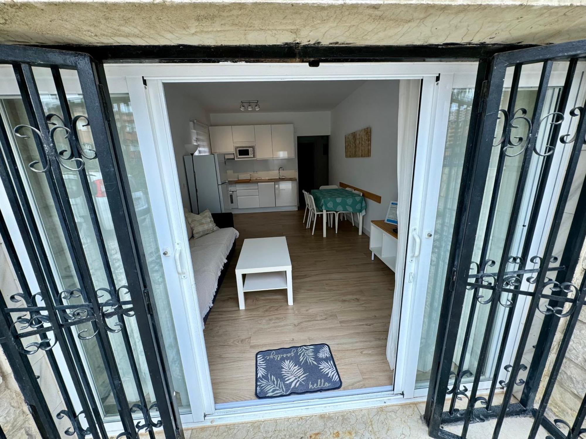 Villa Ana Apartments Μπένιντορμ Εξωτερικό φωτογραφία
